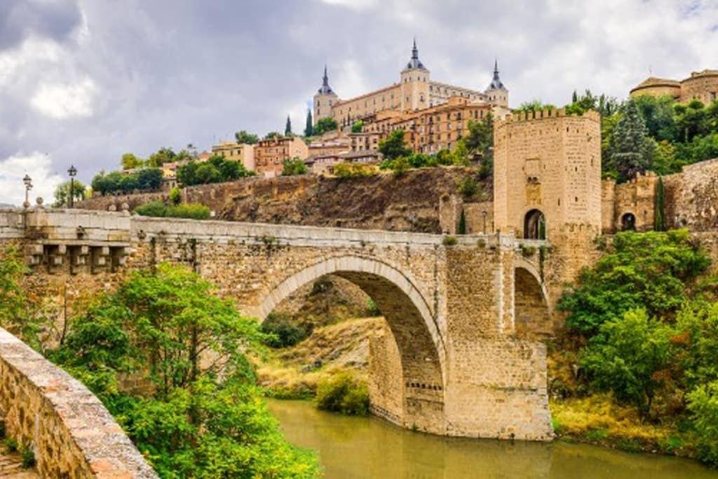 Stay Toletvm Apartametos Turisticos Толедо Екстериор снимка